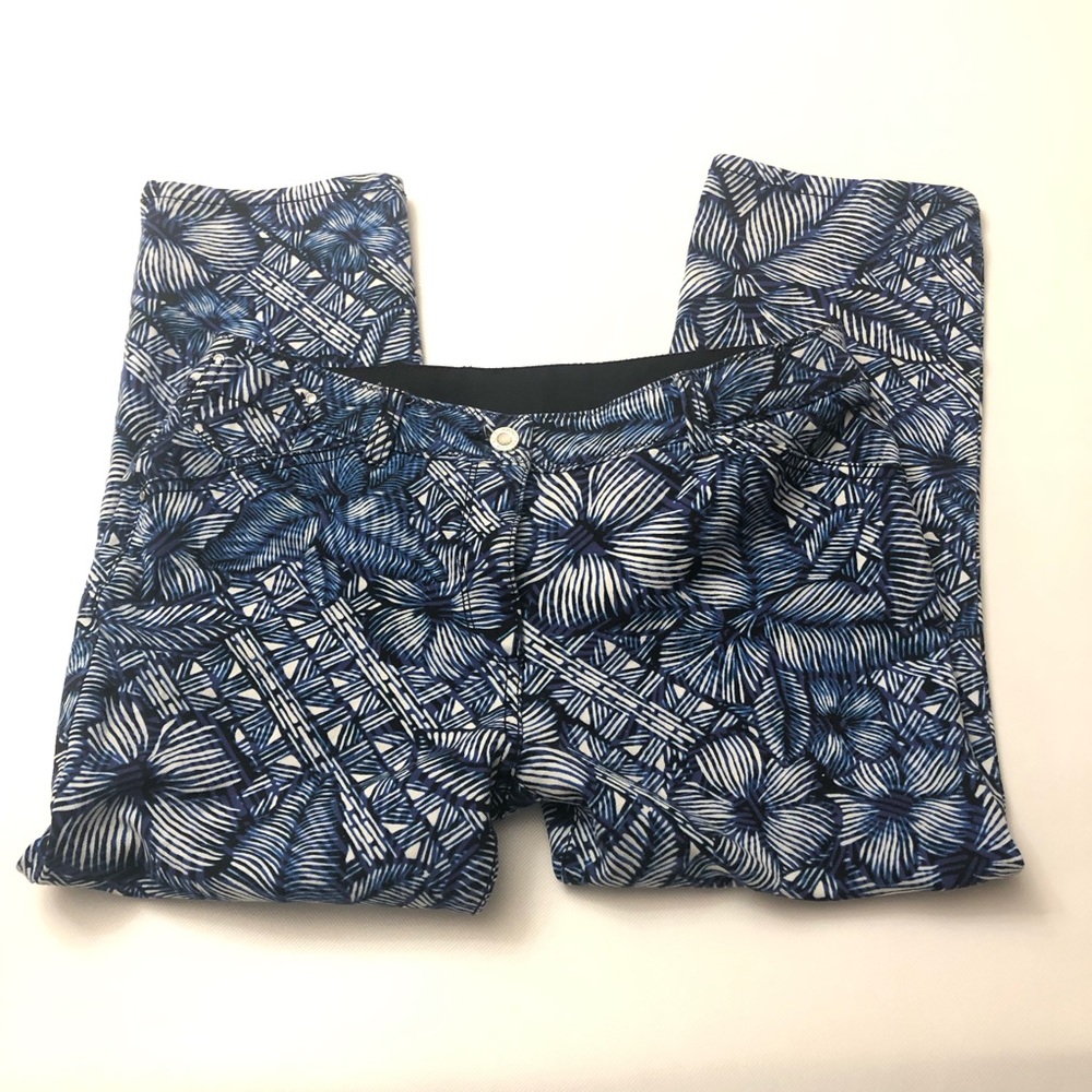 Chico’s so slimming Capri pants size 0.5